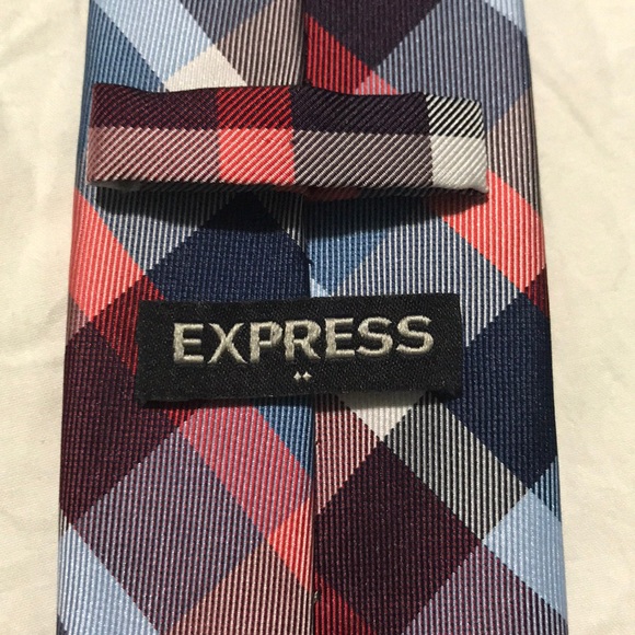 Express Formal Tie - Picture 3 of 4